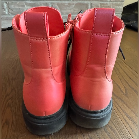 Girl’s Art Class Metallic Pink Combat Boots - Picture 3 of 5